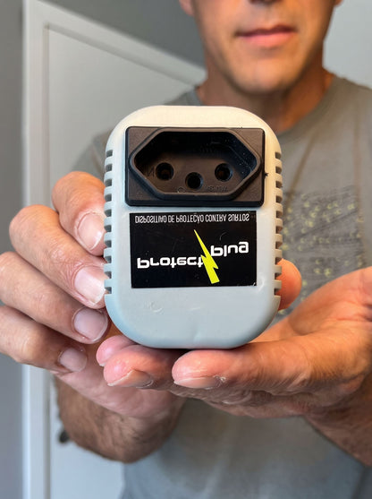 Dispositivo de Proteção Contra Surtos Elétricos Bivolt | Proteja os Eletrônicos