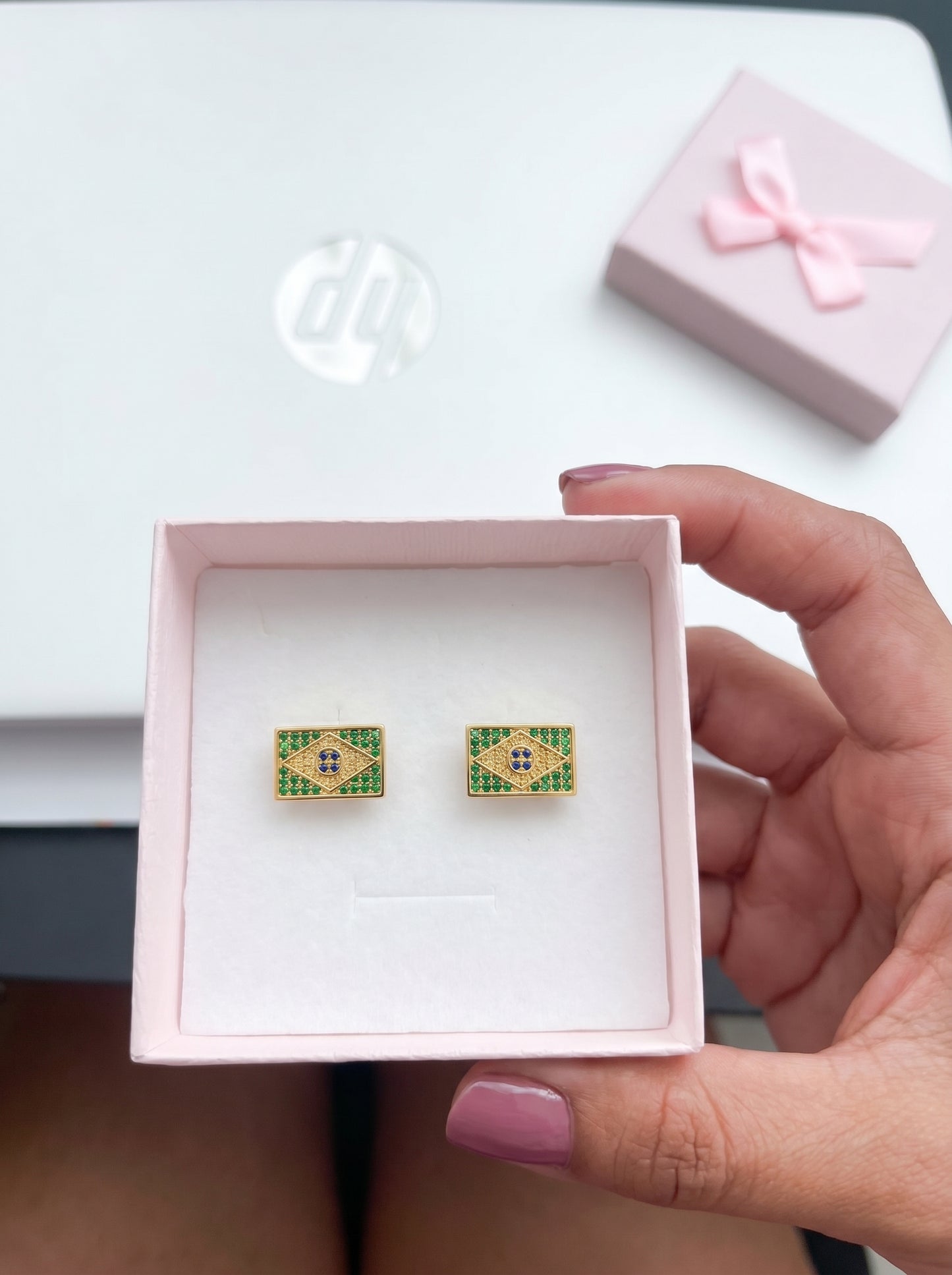 Conjunto Encanto do Brasil ✨ Colar + Brinco Cravejado